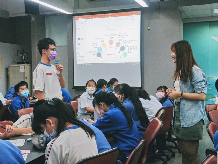 胡馨老師專書導讀