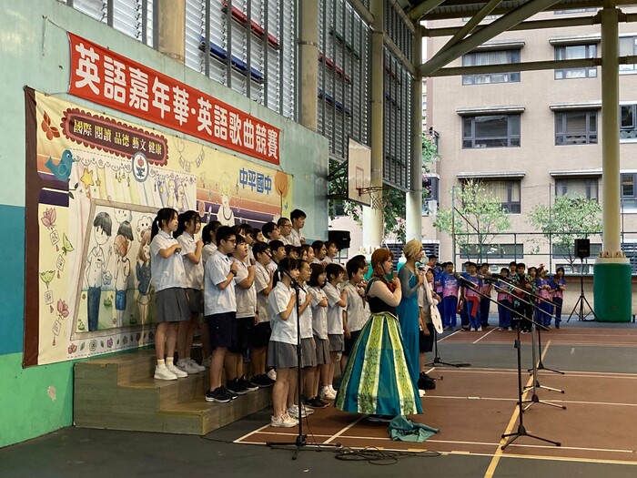 110學年度*英語嘉年華*英語歌曲競賽圖片