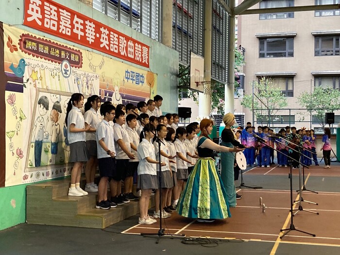 110學年度*英語嘉年華*英語歌曲競賽圖片