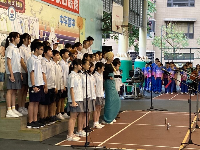 110學年度*英語嘉年華*英語歌曲競賽圖片