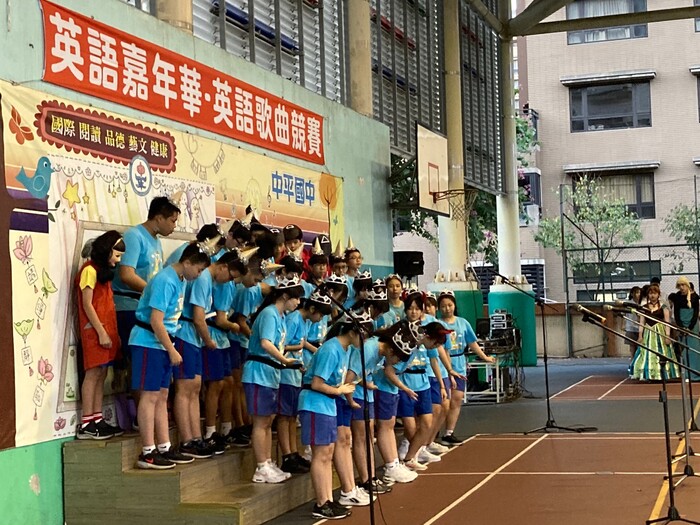 110學年度*英語嘉年華*英語歌曲競賽圖片
