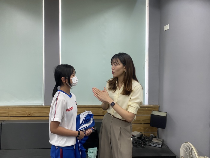 113學年度第2學期06/02「與大師有約」：雷雅主播圖片