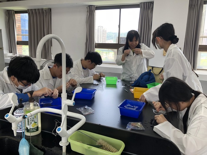 113學年度第二學期參加新莊高中學校開放日OPEN DAY特色課程圖片
