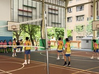 113學年八年級排球比賽圖片