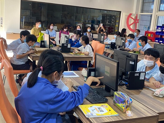 111學年度1110家長進班觀課圖片