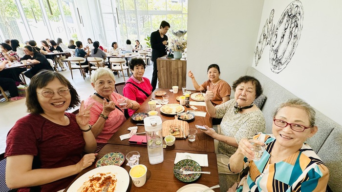 113學年度第二學期志工感恩餐會圖片
