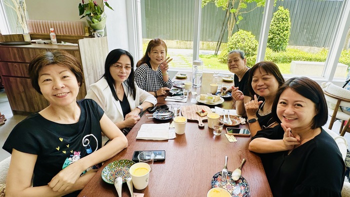 113學年度第二學期志工感恩餐會圖片