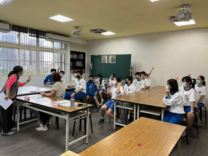 111學年度 英語嘉年華-七 八年級演說競賽圖片