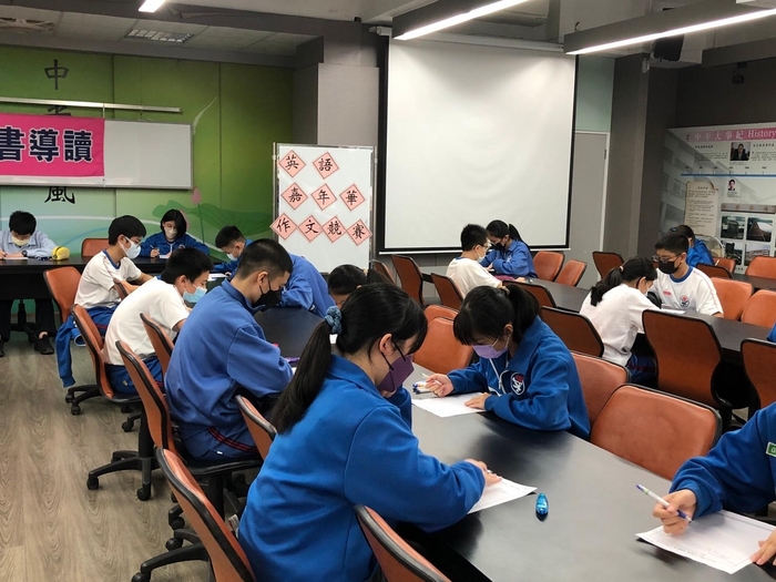 111學年度 英語嘉年華-七 八年級演說競賽圖片