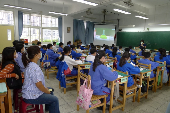 109學年度1109家長進班觀課-8年級圖片