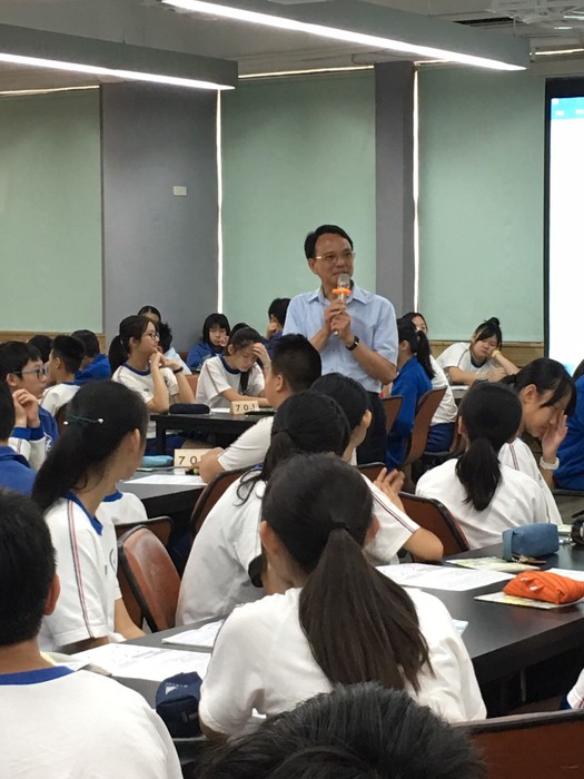 107學年度下學期701-712班閱讀理解策略02