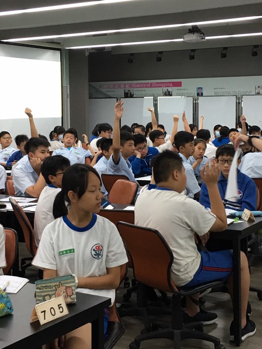 107學年度下學期701-712班閱讀理解策略03