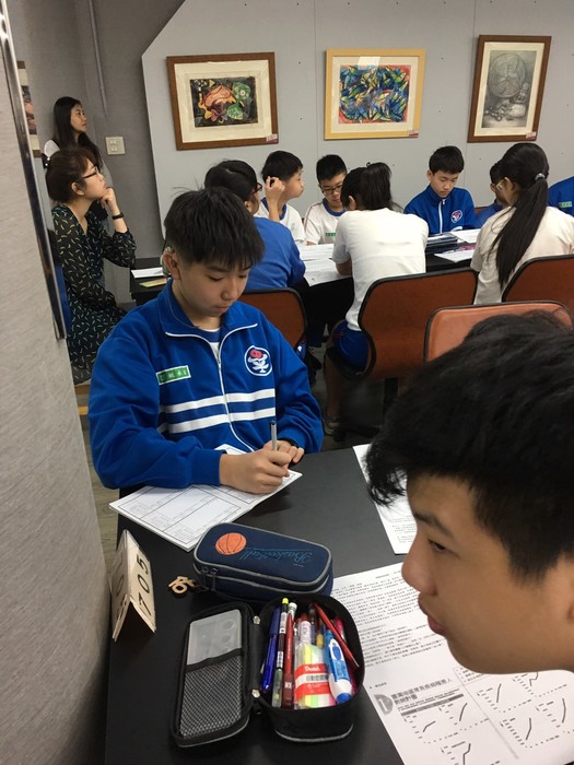 107學年度下學期701-712班閱讀理解策略04