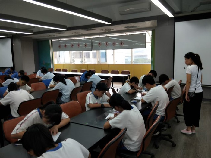 108學年度 英語嘉年華-作文競賽圖片