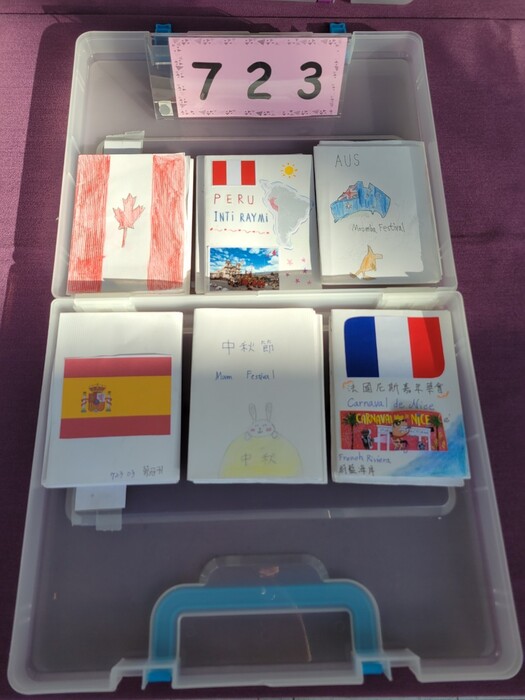 110學年度校慶活動(英文小書展)圖片