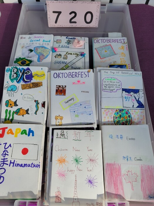 110學年度校慶活動(英文小書展)圖片