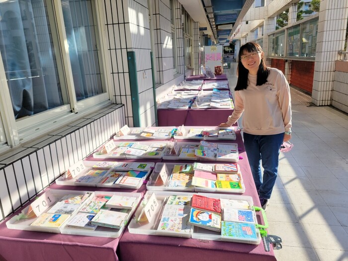 110學年度校慶活動(英文小書展)圖片