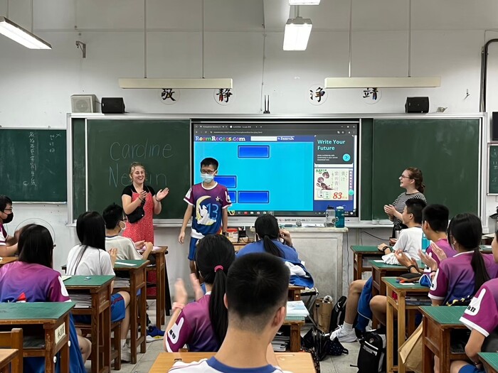 112學年度下學期-活動美語志工113.05.22圖片