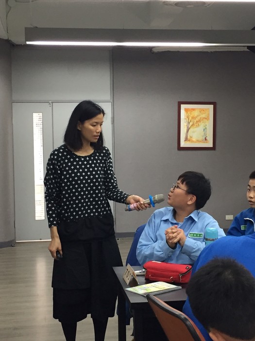 107學年度12/24「與作家有約」02