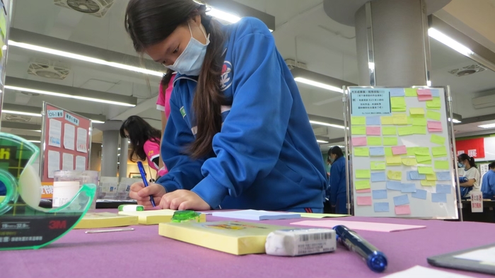 109學年度校慶活動  (學生作品展)圖片