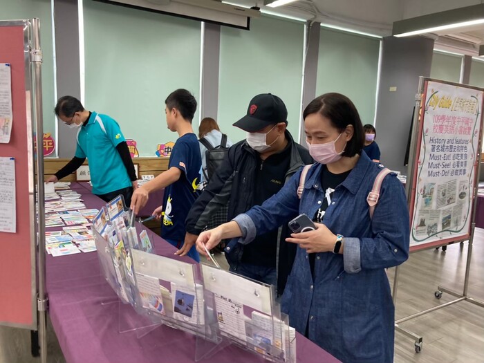 109學年度校慶活動  (學生作品展)圖片
