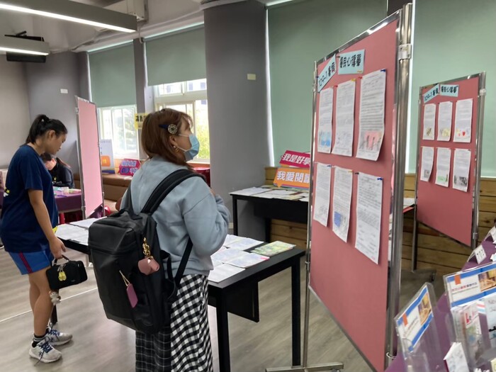 109學年度校慶活動  (學生作品展)圖片