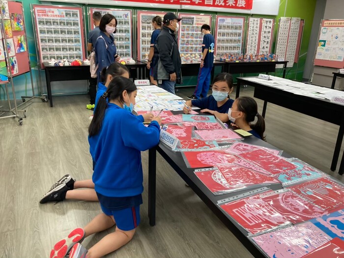 109學年度校慶活動  (學生作品展)圖片