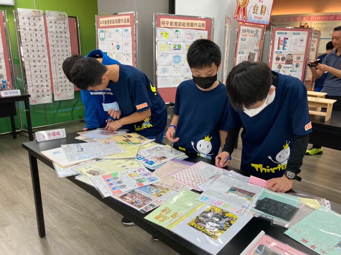 109學年度校慶活動  (學生作品展)圖片