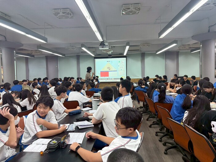 114學年度10/21莊鏞老師專書導讀圖片